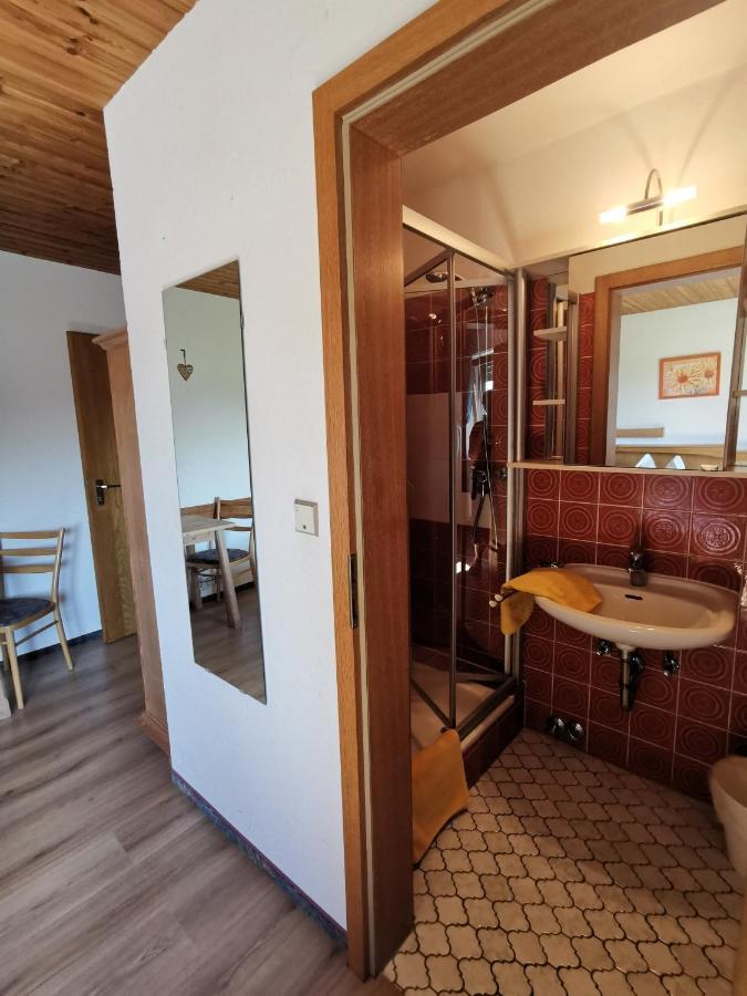 Hotel Garni Austermayer Traunreut Exterior photo